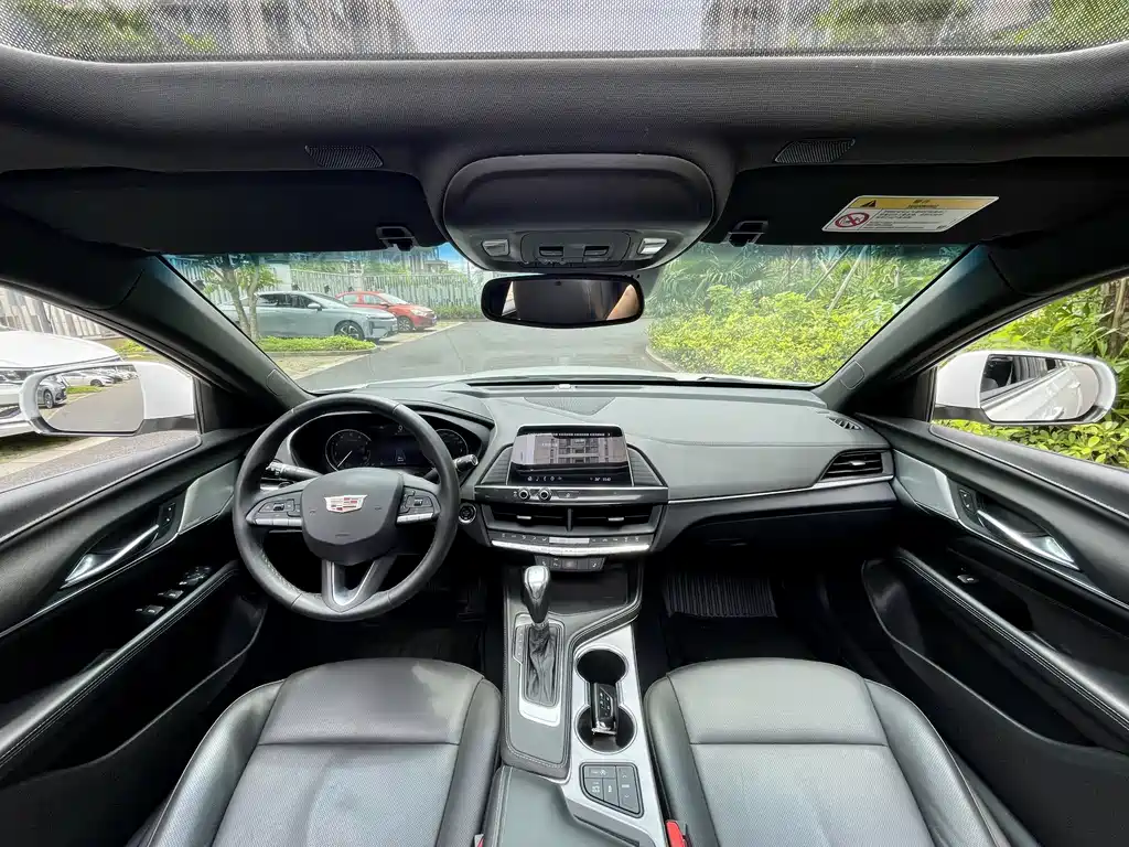 Cadillac CT4 28 T Luxury