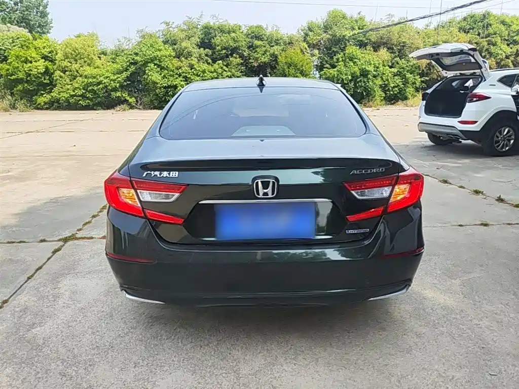 Accord Sharp· Hybrid 2.0 L Sharp Leading CN-VI