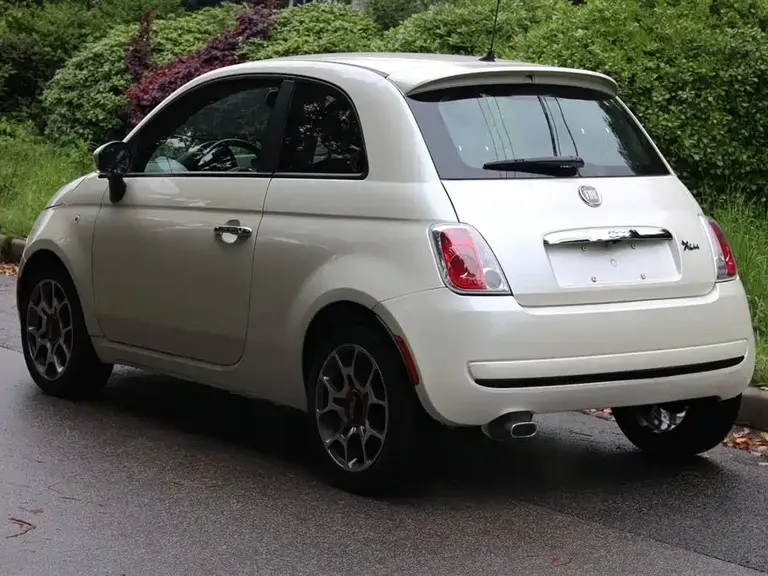 Fiat 500 1.4 L Dazzle Red