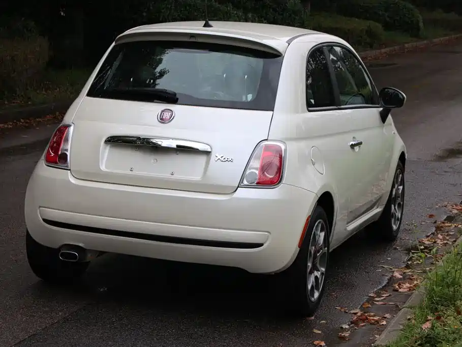 Fiat 500 1.4 L Dazzle Red