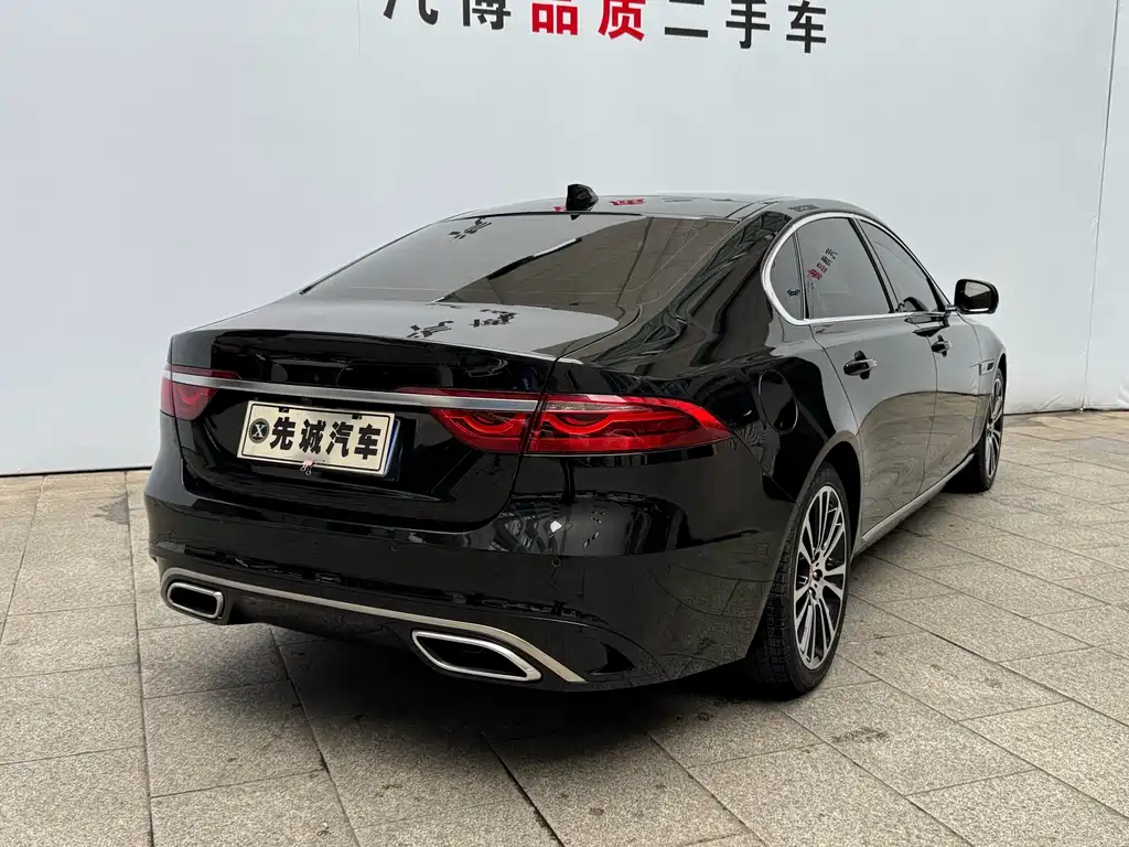 Jaguar XFL 2.0 T P250 2 WD Premium Luxury