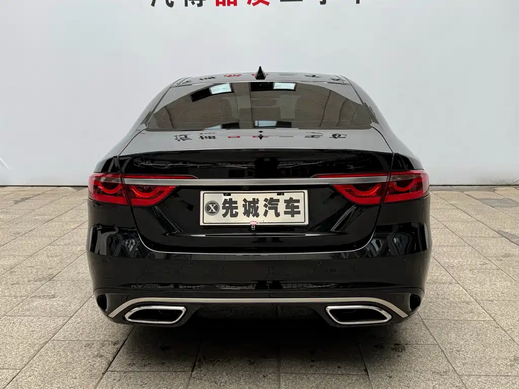 Jaguar XFL 2.0 T P250 2 WD Premium Luxury