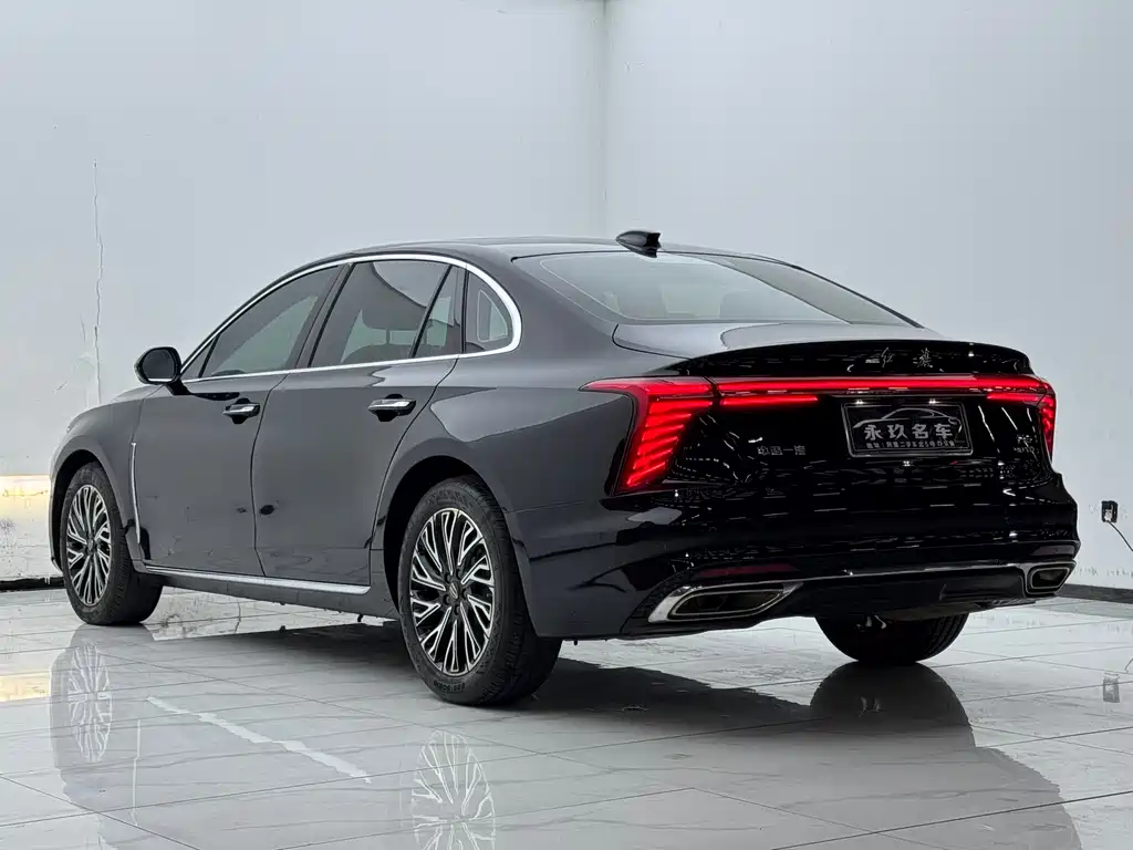 Hongqi H5 2.0 T Auto Connected Flagship