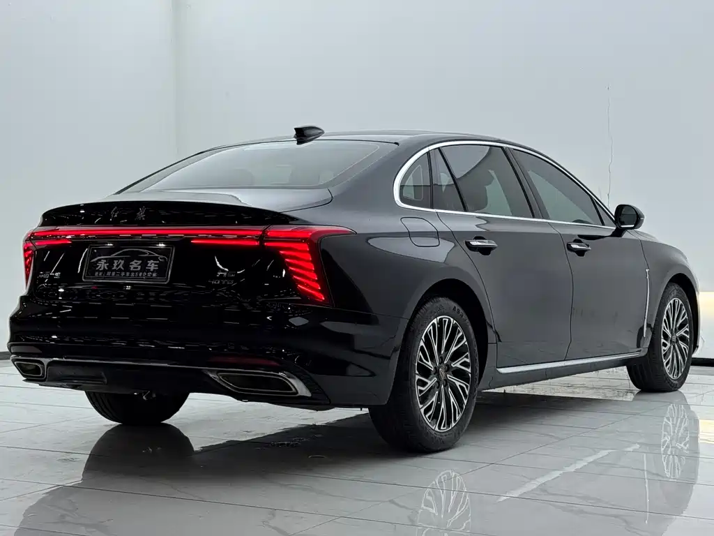 Hongqi H5 2.0 T Auto Connected Flagship