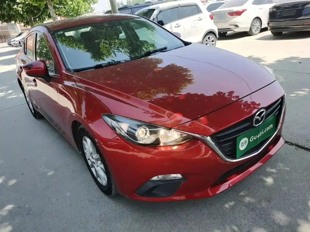 Mazda 3 Axela Sedan 1.5 L Manual Comfort