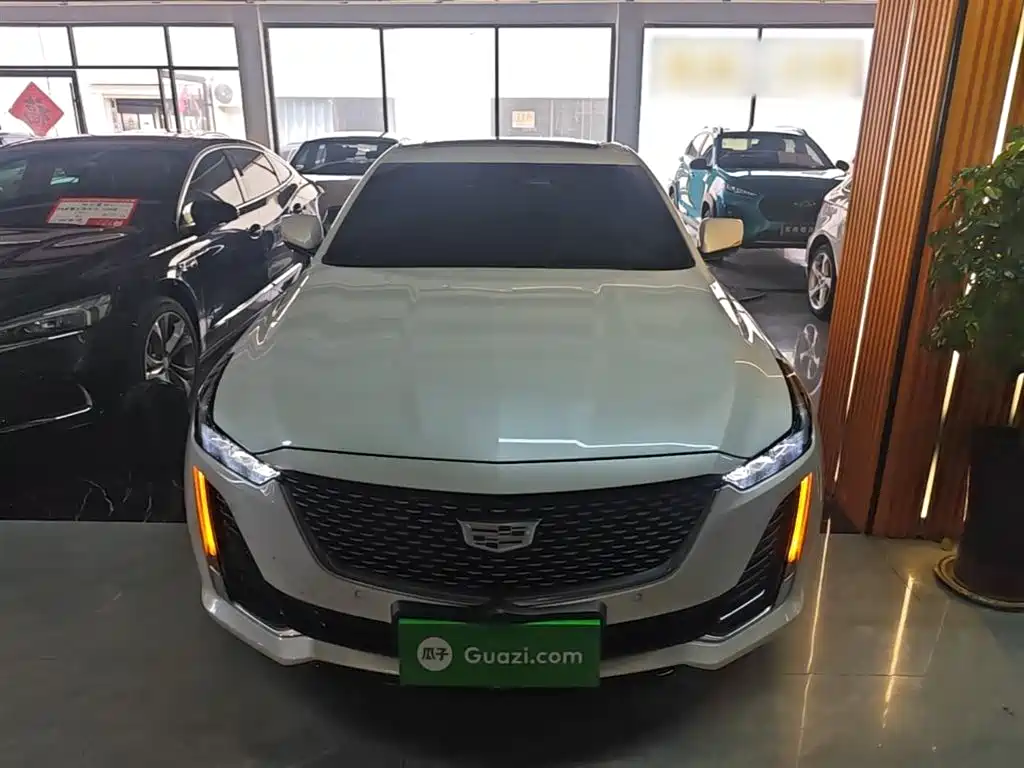 Cadillac CT5 28 T Luxury (Standard)