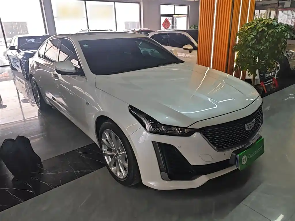 Cadillac CT5 28 T Luxury (Standard)