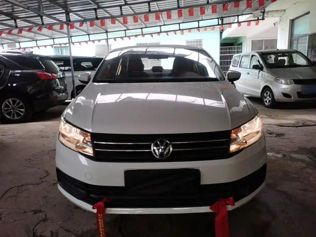 Santana 1.5 L Manual Style CN-VI