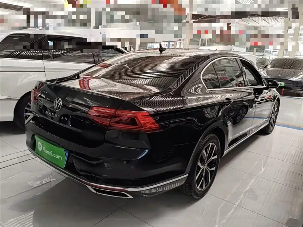 Magotan 330 TSI DSG Luxury