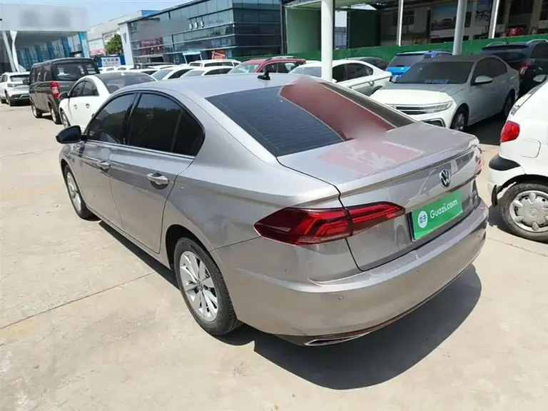 Volkswagen Bora 1.5 L Auto Elite Connected