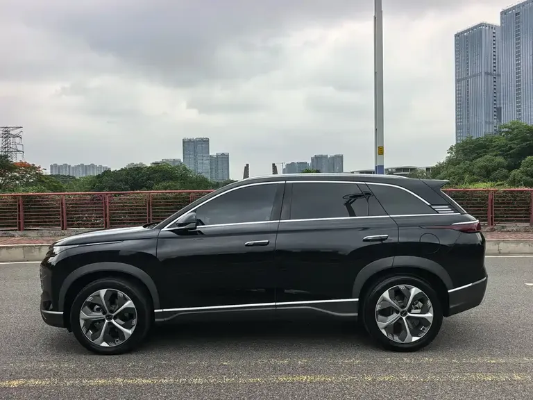 BYD Frigate 07 护卫舰07 2023款 DM-i 205 KM 尊贵型