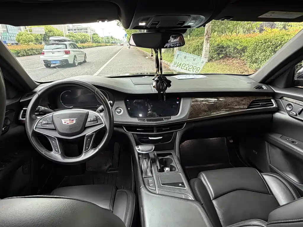 Cadillac CT6 28 T Luxury