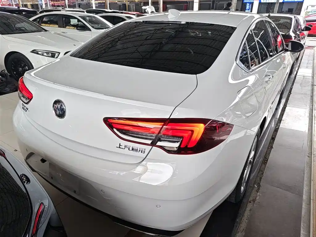 Regal 552 T Luxury