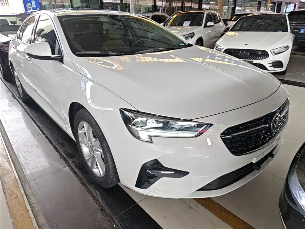 Regal 552 T Luxury