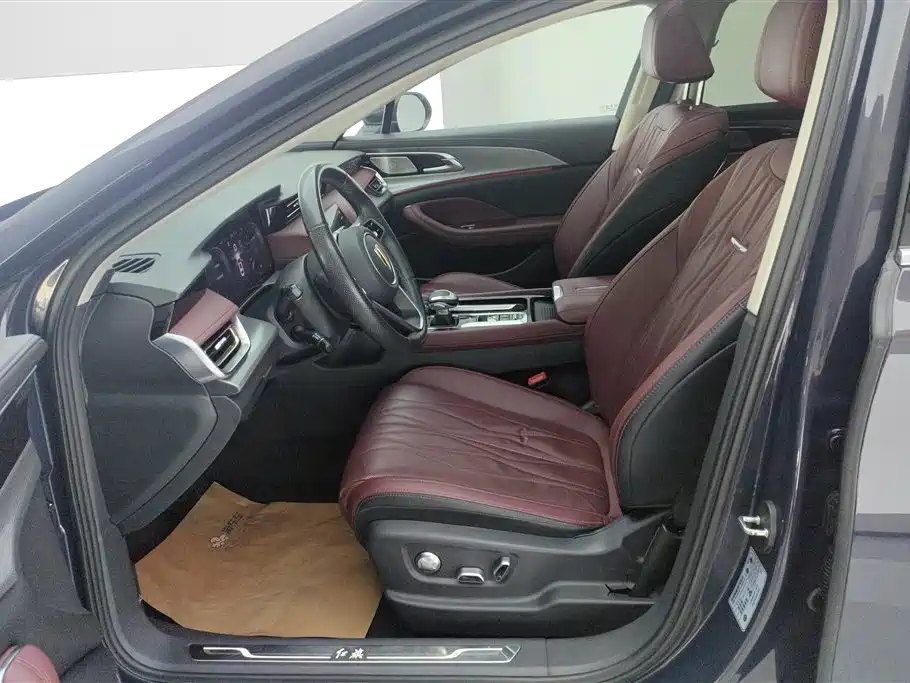 Hongqi H5 2.0 T Auto Connected Flagship Leading