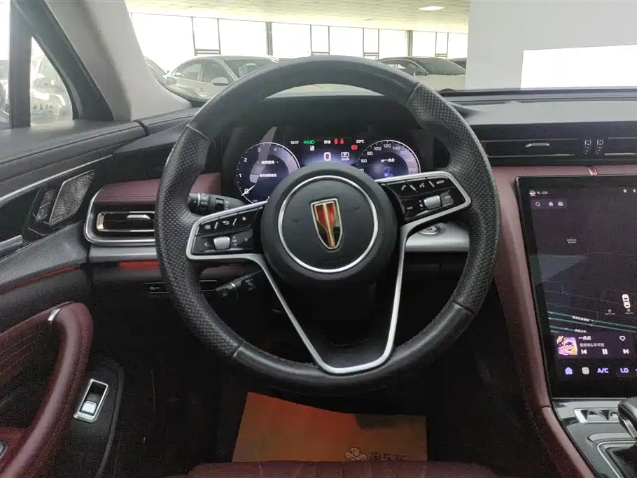 Hongqi H5 2.0 T Auto Connected Flagship Leading