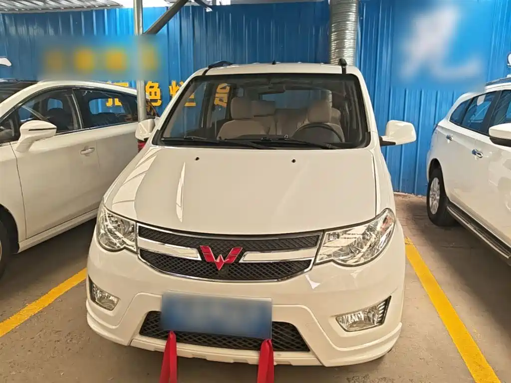 Wuling Hongguang 1.5 L S Standard