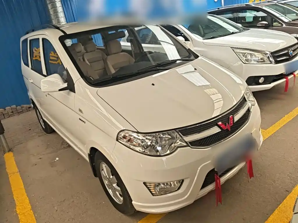 Wuling Hongguang 1.5 L S Standard
