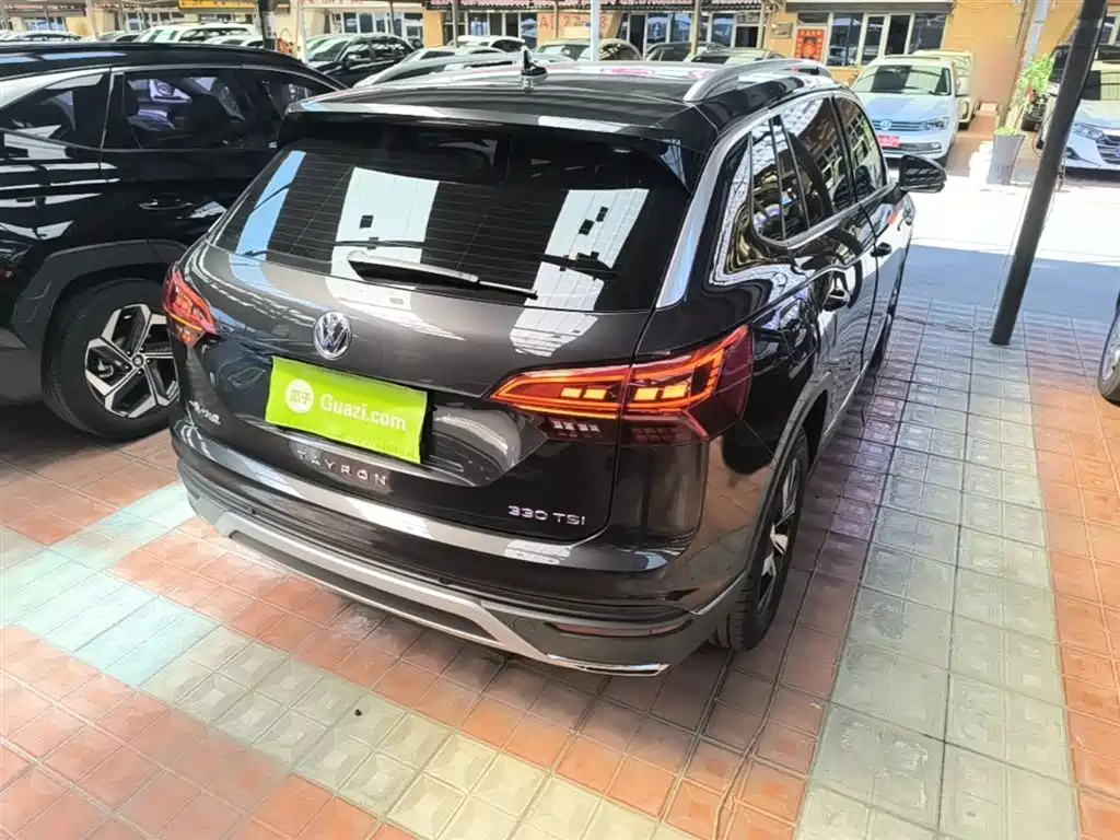 Tayron 330 TSI 2 WD Luxury Connected Plus