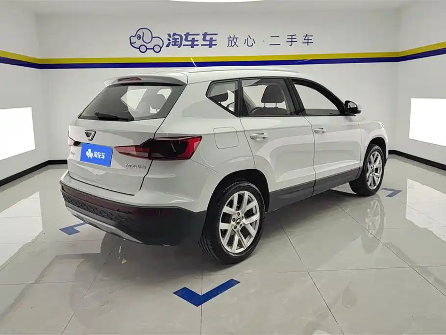 Jetta VS5 280 TSI Auto Progressive