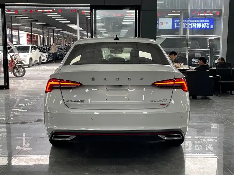 Skoda Octavia PRO TSI280 Premium