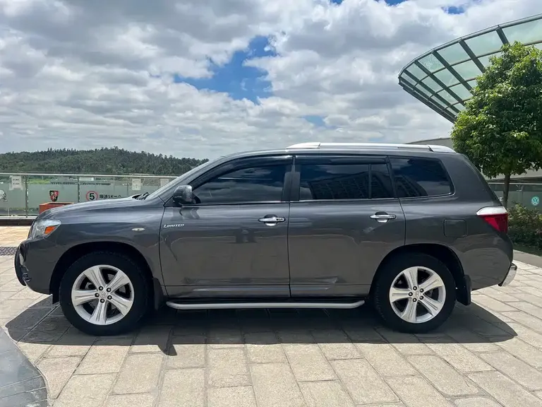 Toyota Highlander (Import) Limited Supreme