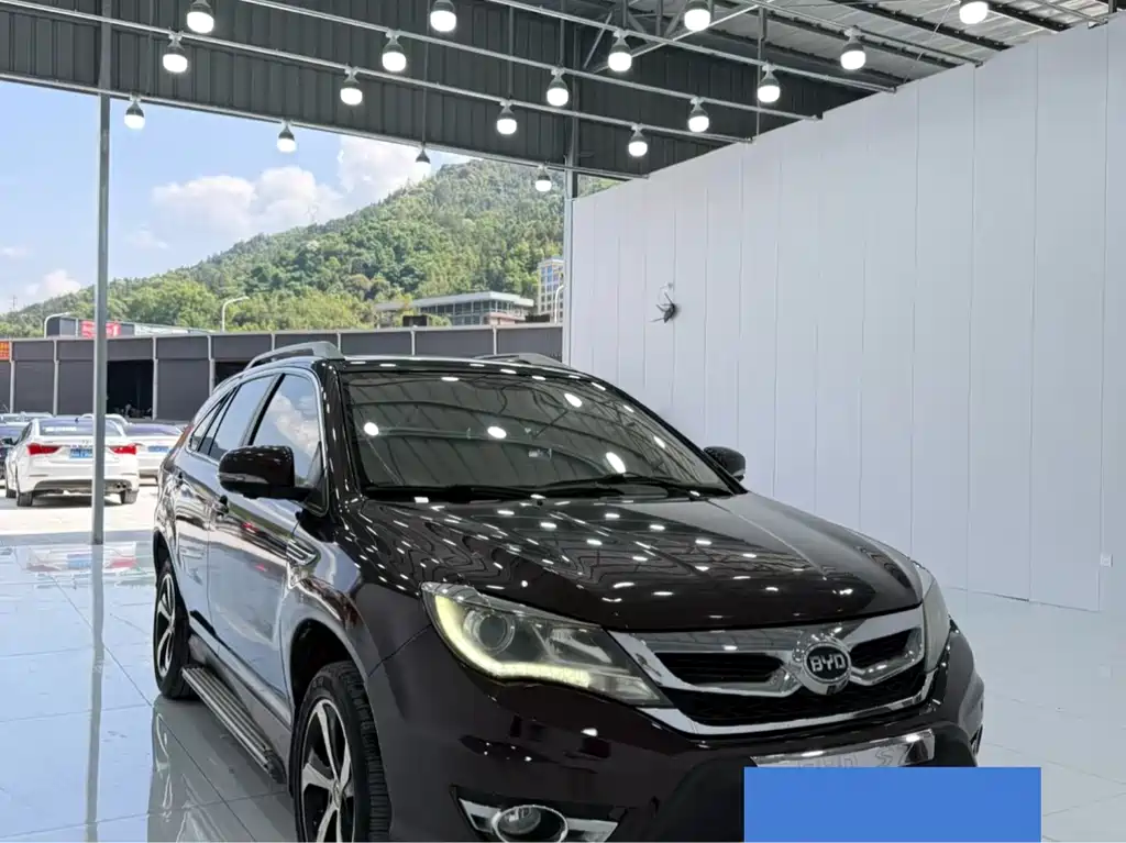 BYD S7 2.0 T Upgraded Auto Distinguished