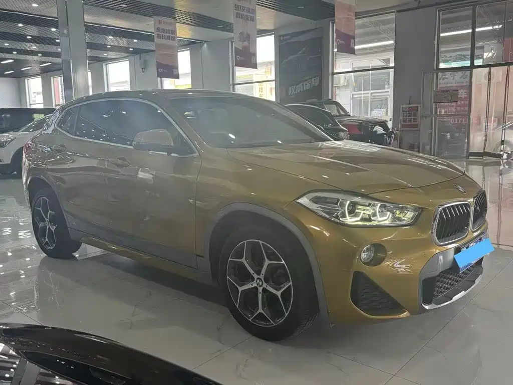 BMW X2 (Import) sDrive20 i M Offroad Package CN-VI