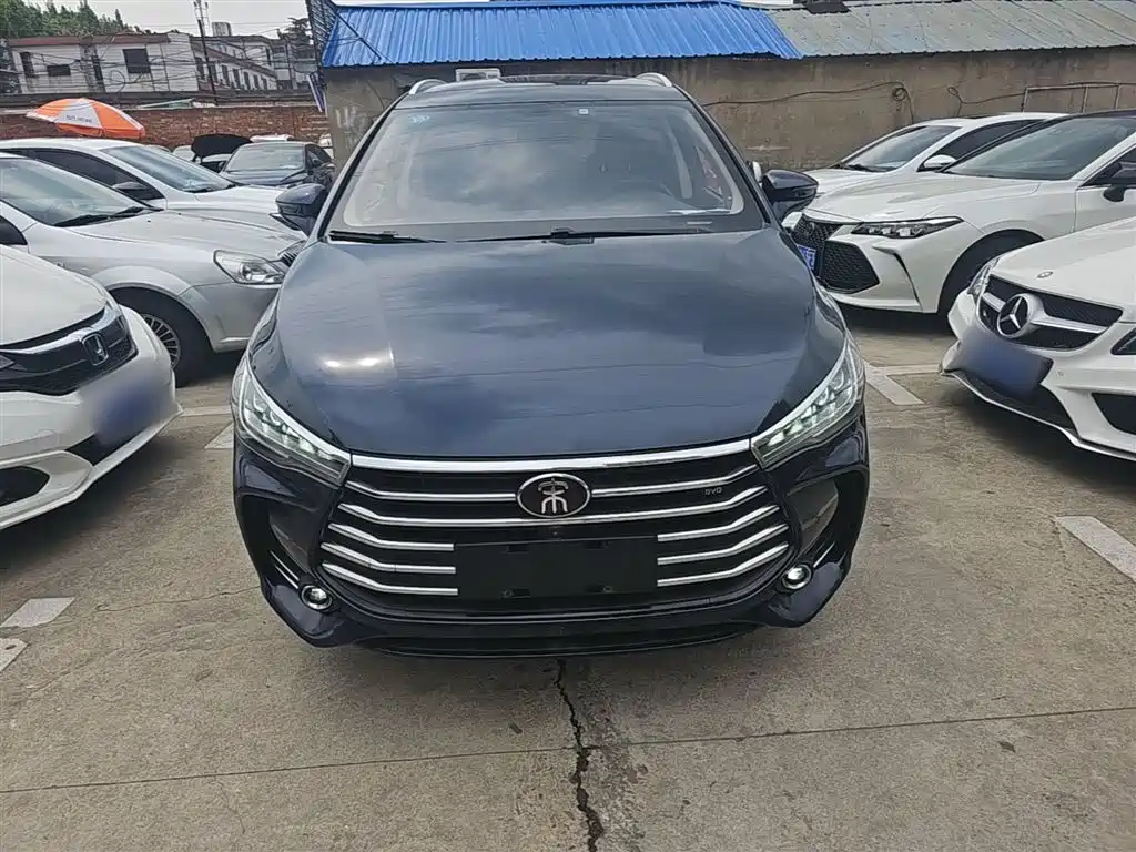 Song MAX 1.5 T Auto Connected Distinguished 7-seat