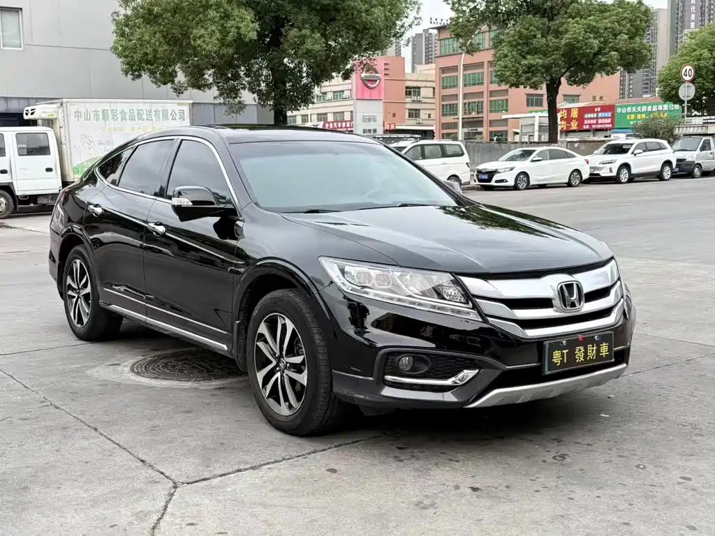 Crosstour 2.4 L Luxury
