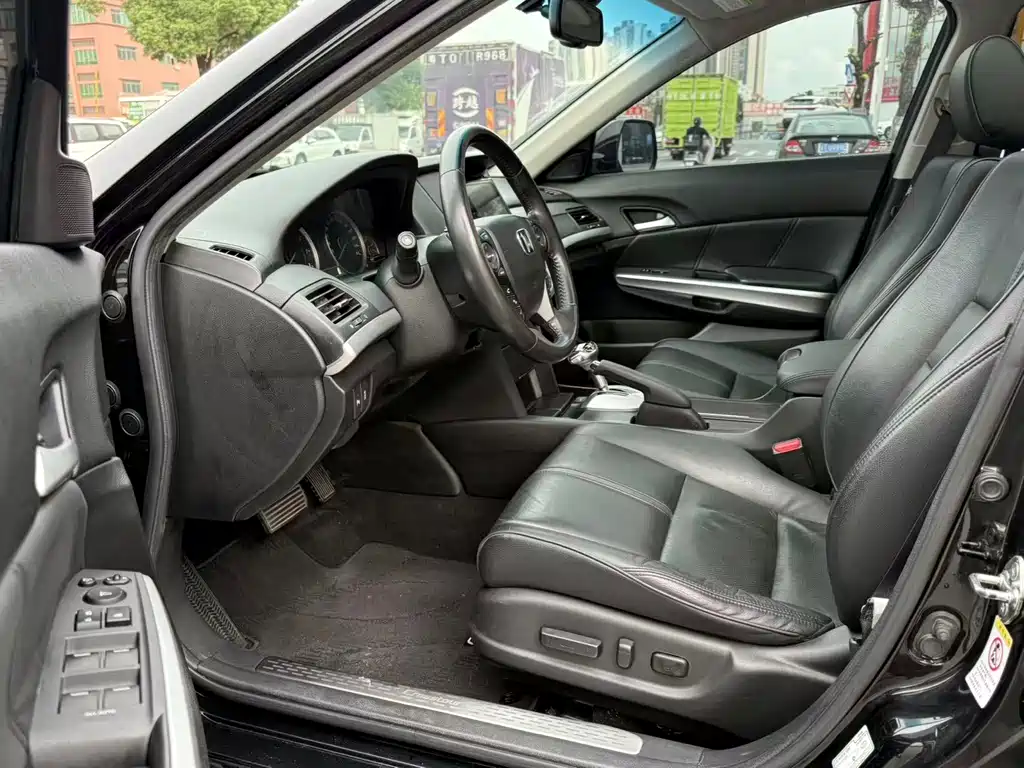 Crosstour 2.4 L Luxury