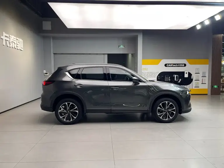 Mazda CX-5 2.5 L Auto 4 WD Black Knight