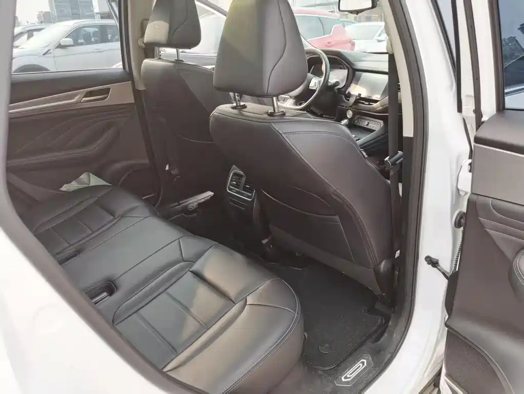 Haval F7 1.5 T 2 WD i Trend