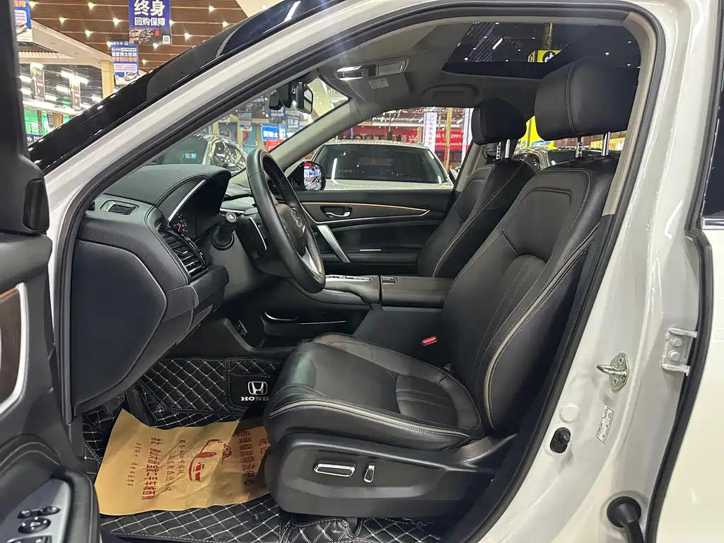 Avancier 370 TURBO 2 WD Luxury