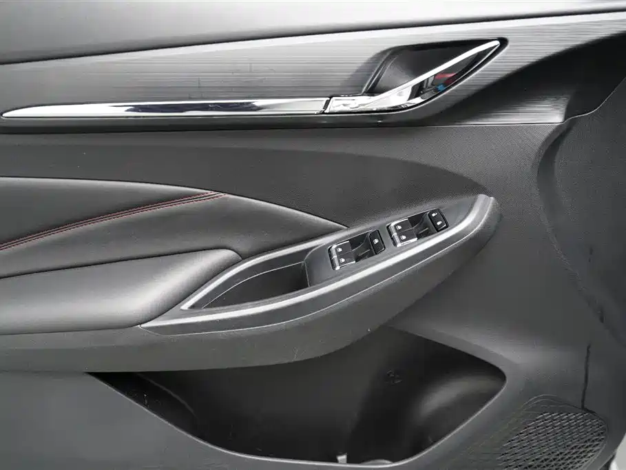 Changan Oshan X5 Smooth Enjoyment 1.5 T DCT Premium