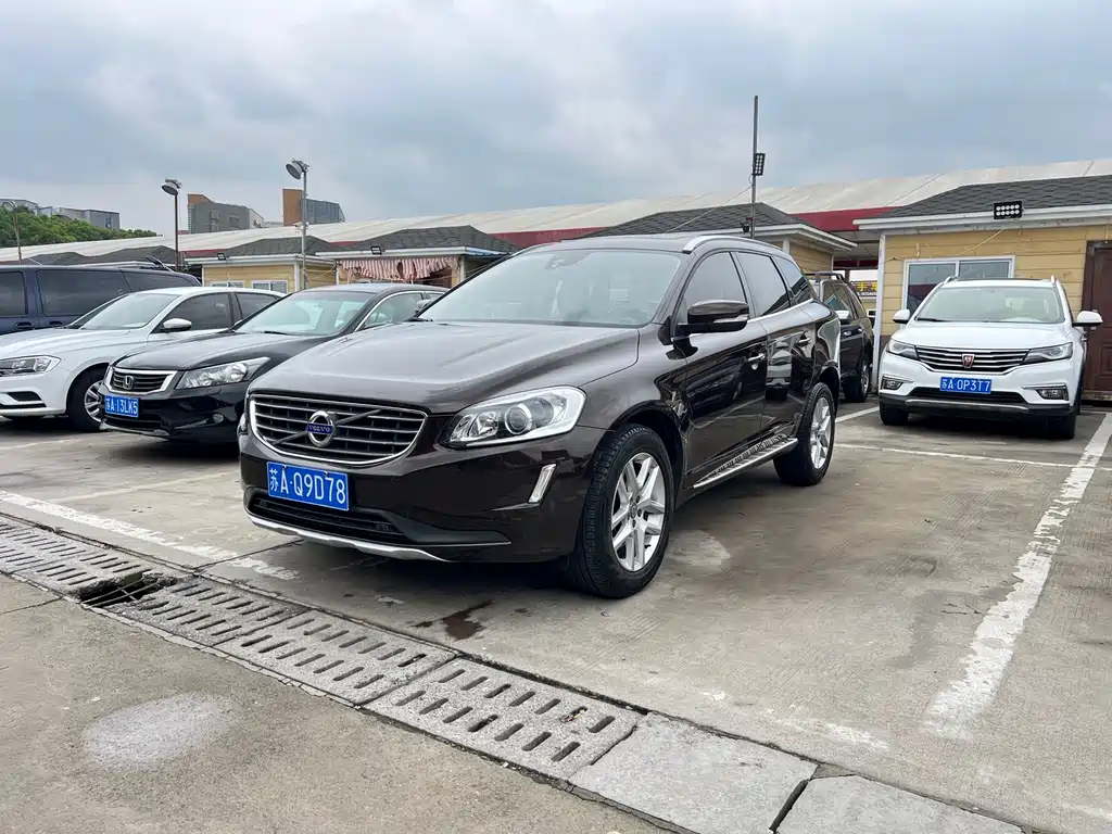 Volvo XC60 T5 AWD Smart Progress