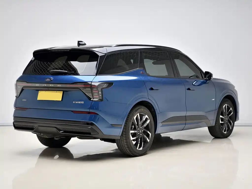 Edge Edge L 2.0 T EcoBoost E Hybrid 4 WD 7-seat STLine