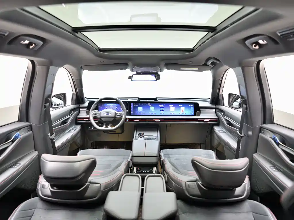 Edge Edge L 2.0 T EcoBoost E Hybrid 4 WD 7-seat STLine