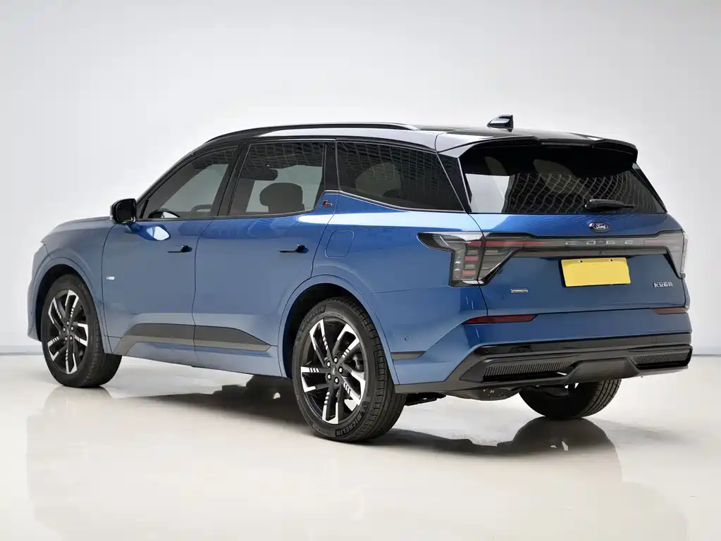 Edge Edge L 2.0 T EcoBoost E Hybrid 4 WD 7-seat STLine