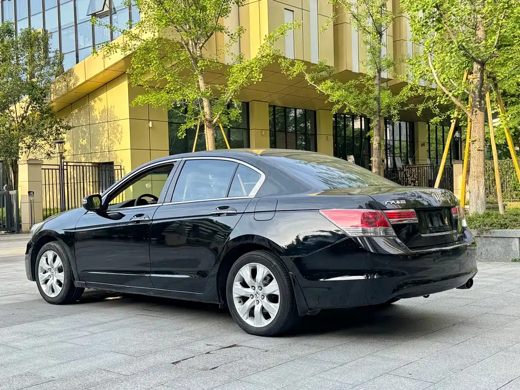 Accord 2.4 L LX