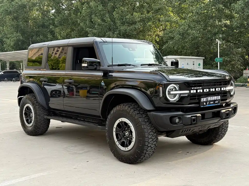 Ford Bronco 2.3 T Ink Diamond Bigfoot Offroad