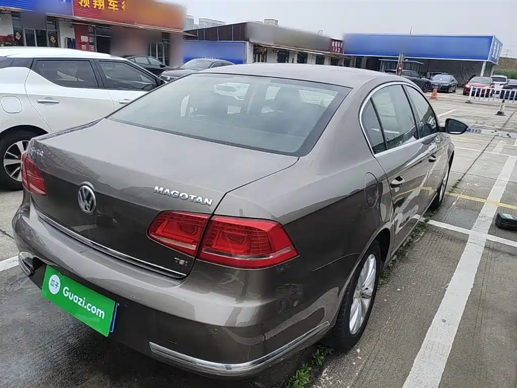 Magotan 1.8 TSI Leading