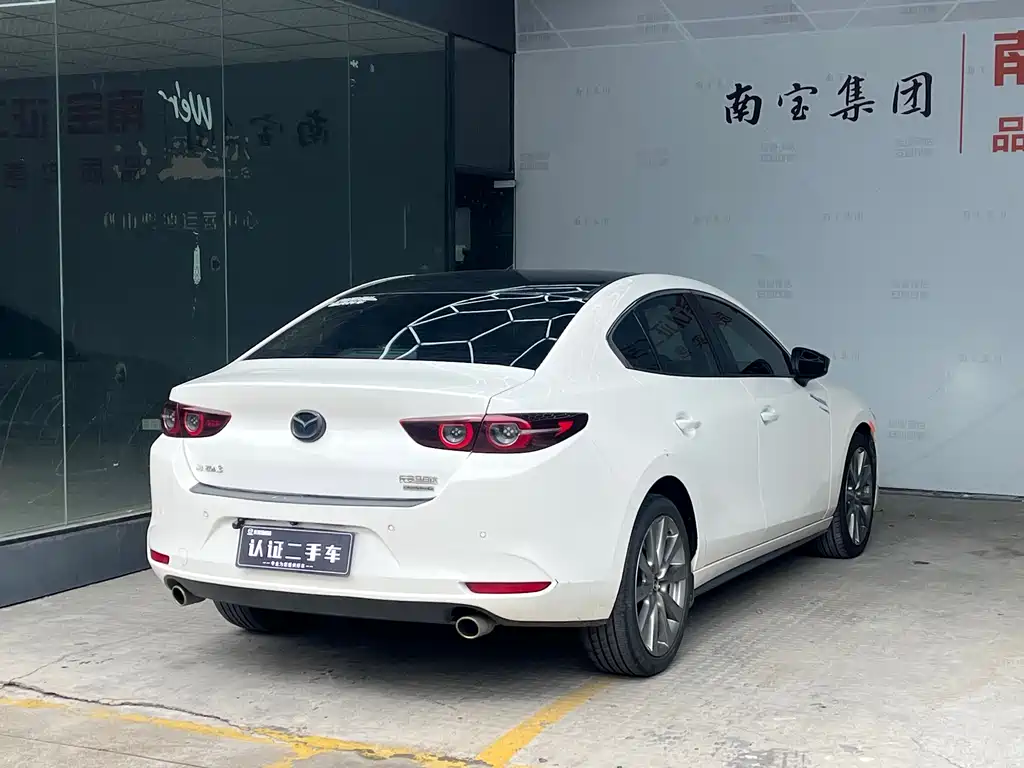 Mazda 3 Axela 2.0 L Auto Quality Elegant