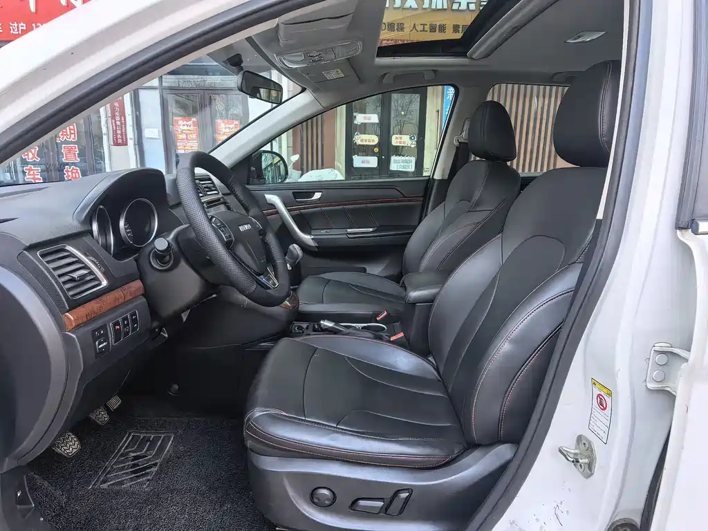 Haval H6 Red Label Sport 1.5 T Manual 2 WD Elite