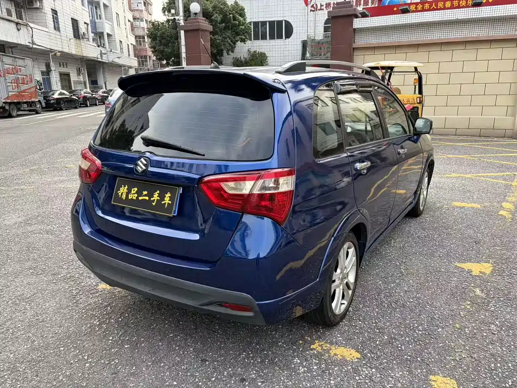 Liana A6 Hatchback 1.4 L Manual Imagine