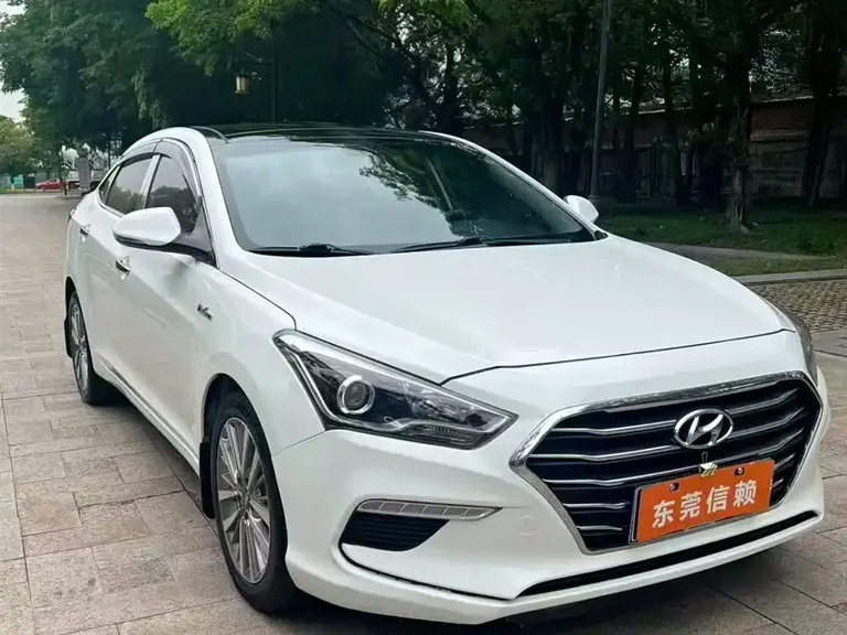 Hyundai Mistra 1.6 T Auto Intelligent GLS CN-V