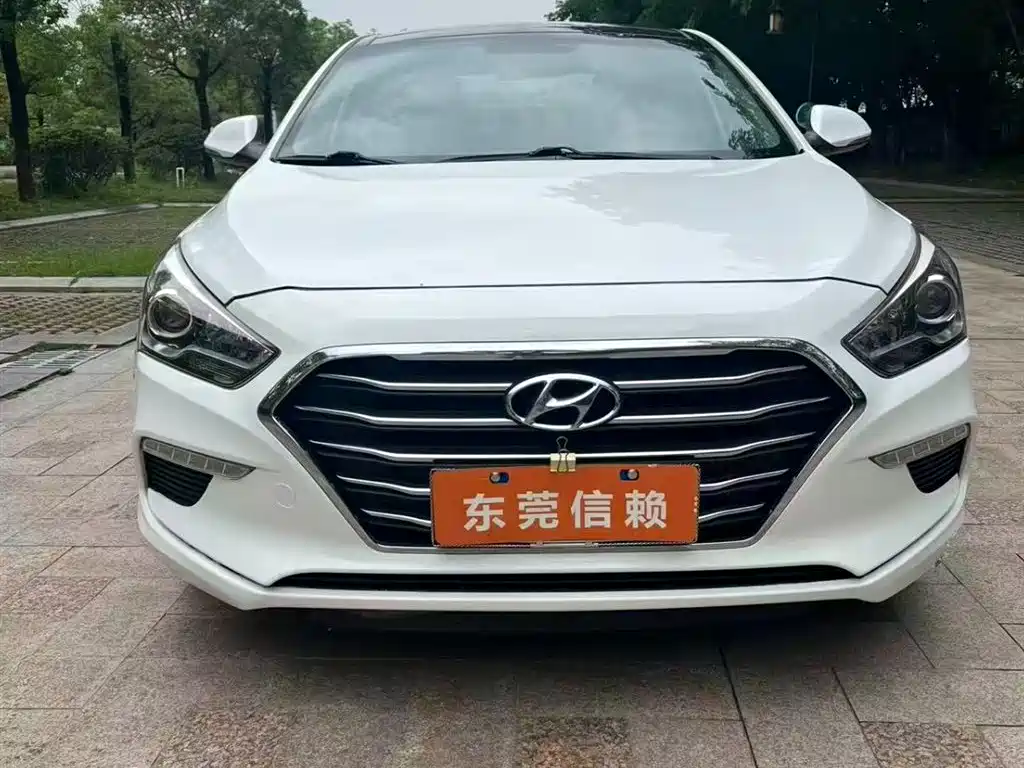 Mistra 1.6 T Auto Intelligent GLS CN-V