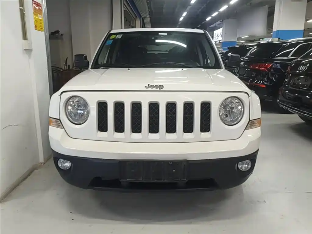 Patriot 2.4 L Sport