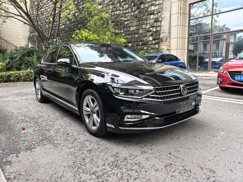 Magotan 200 10 K Commemorative 280 TSI DSG Comfort
