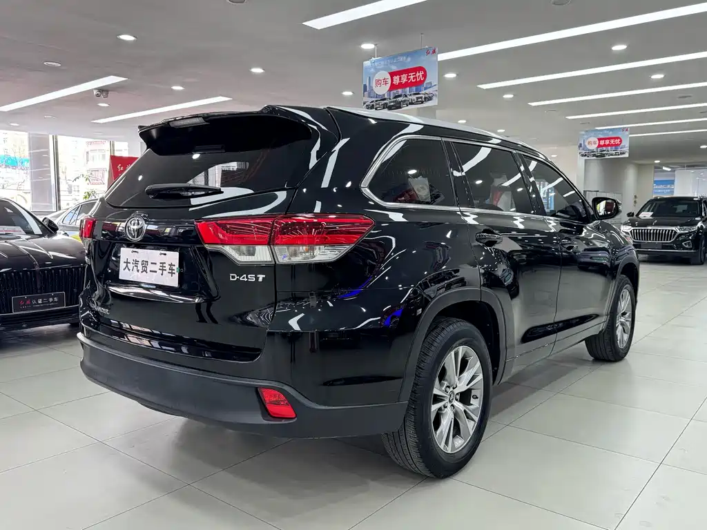 Highlander 2.0 T 2 WD Elite 5-seat